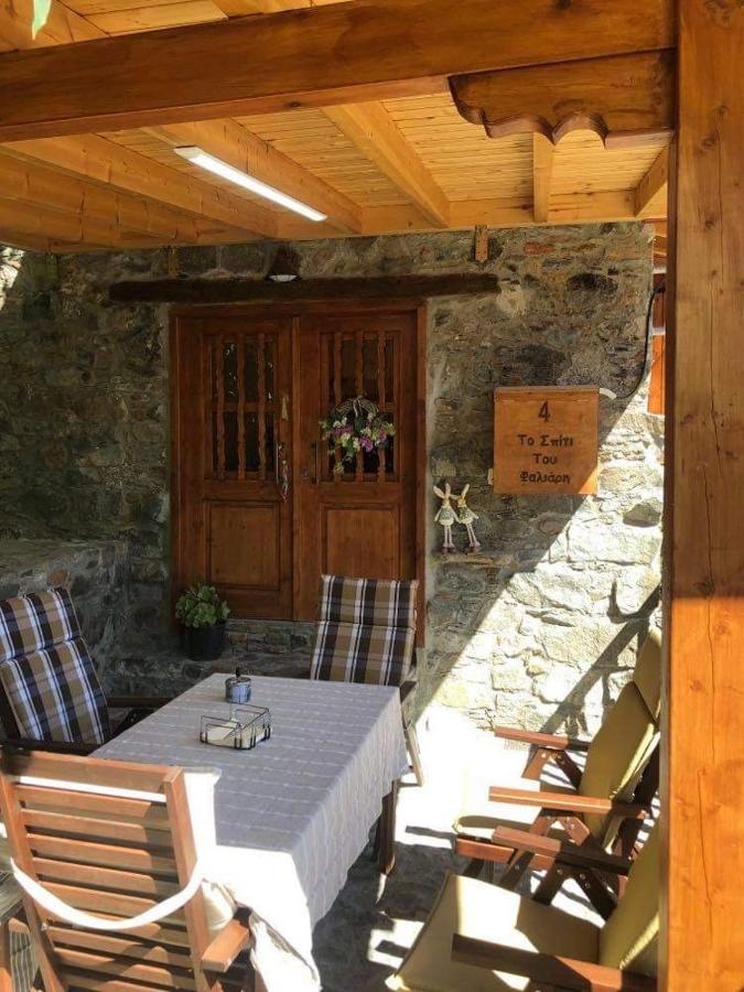 To Spiti Tou Faliari Platanistasa Bagian luar foto