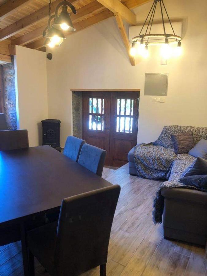 To Spiti Tou Faliari Platanistasa Bagian luar foto
